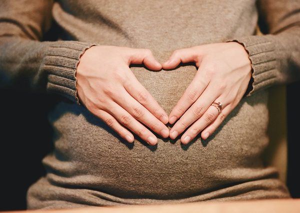 Zaszłam w ciążę w czasie przeziębienia – Mogące Wpływać Faktory i Najczęściej Zadawane Pytania